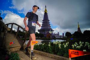 BIB: 5015, 160
                            <button type="button" onclick="openModal(19229145)" class="btn btn-primary btn-sm float-right btn-popup" data-toggle="modal" data-target=".modal-high-quality">
                        <i class="fas fa-shopping-cart"></i> Add to Cart
                    </button>
                                            <button type="button" onclick="isThisMe(19229145, true)" class="btn btn-success btn-sm float-right btn-popup btn-isme hidden" data-toggle="tooltip" data-placement="bottom" title="นี่คือรูปของคุณใช่ไหม คลิกที่นี่เพื่อเอาเข้าอัลบั้ม">
                        <i class="fas fa-plus"></i> Add to album
                    </button>
                    <button type="button" onclick="isThisMe(19229145, false)" class="btn btn-warning btn-sm float-right btn-popup btn-isnotme hidden">
                        <i class="fas fa-ban"></i> Remove from album
                    </button>